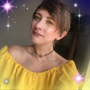 Meet your Posher, Jaclyn